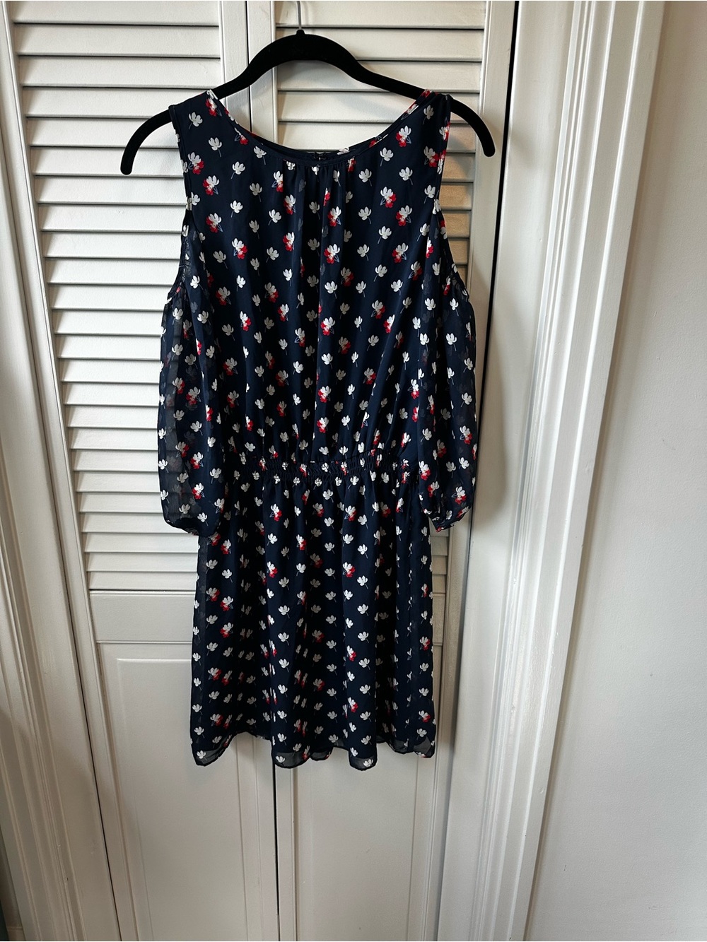 Women’s  Navy Cold-Shoulder Floral Print Dress cut out shoulders sheer sleeves.